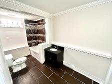 22 Torbay Rd - Two Bedroom Main Floor Heat & Hot Water Inc - Photo 13