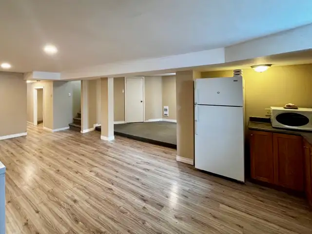 26 Dorset Street - Two Bedroom with Office Apartment Near MUN - Photo 3