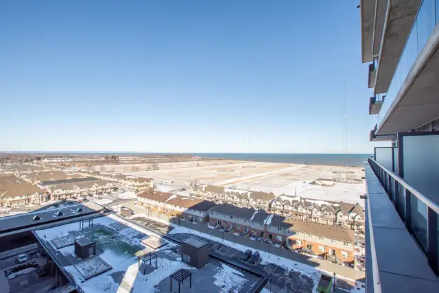 550 North Service Rd, Grimsby - 1 Bedroom Condo with Lake Views