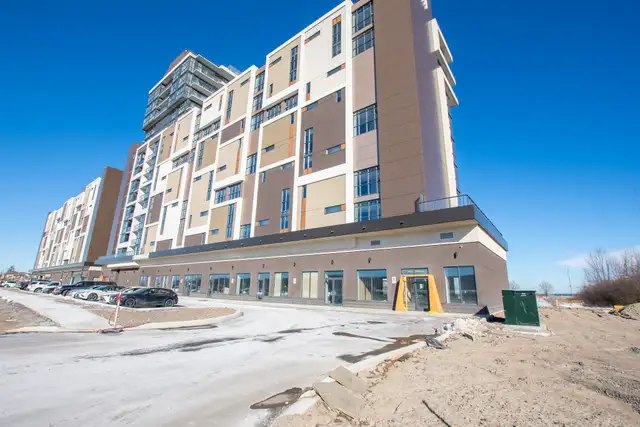 550 North Service Rd, Grimsby - 1 Bedroom Condo with Lake Views - Photo 21