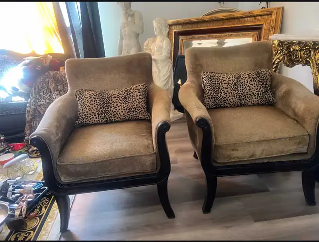 2x Bombay Chairs