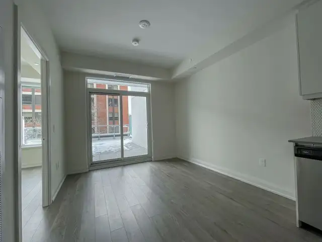 DOWNTOWN HAMILTON: 1 Bedroom Condo For Rent w/ Large Terrace - Photo 8