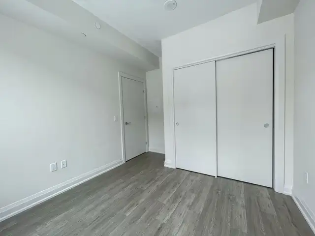 DOWNTOWN HAMILTON: 1 Bedroom Condo For Rent w/ Large Terrace - Photo 11