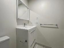 DOWNTOWN HAMILTON: 1 Bedroom Condo For Rent w/ Large Terrace - Photo 13