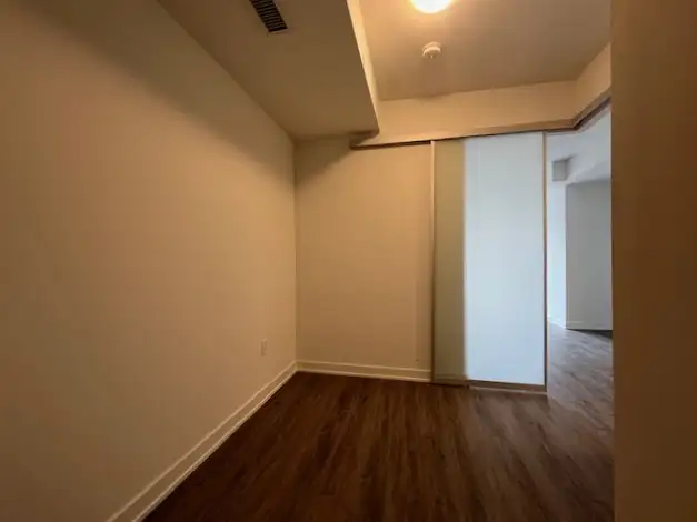 CROSSTOWN: Brand New Large 1 Den Condo For Rent w/PRKG - Photo 13
