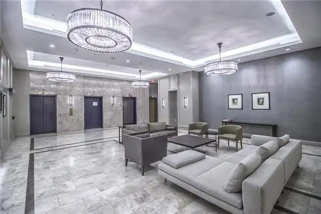 YORKVILLE PLAZA: 1 Bedroom Condo For Rent Downtown Toronto - Photo 2