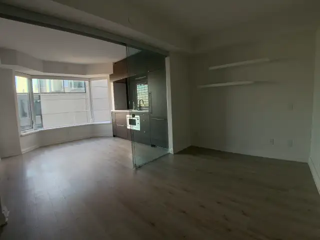 YORKVILLE PLAZA: 1 Bedroom Condo For Rent Downtown Toronto - Photo 5