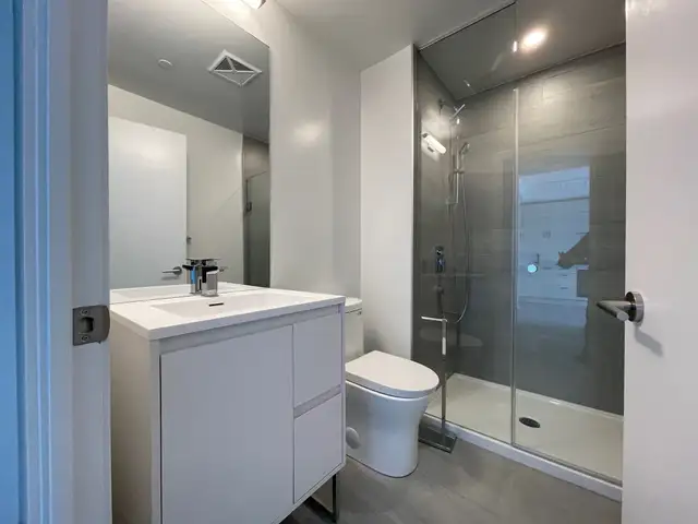 CROSSTOWN: Brand New Bright 1 Bedroom Condo For Rent - Photo 9