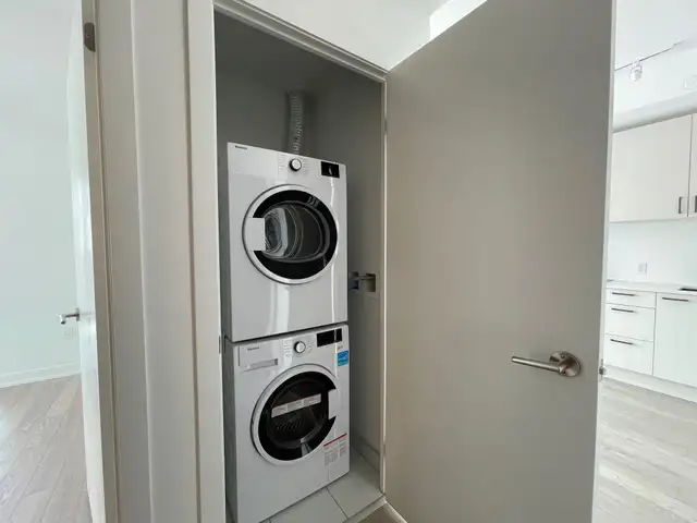 CROSSTOWN: Brand New Bright 1 Bedroom Condo For Rent - Photo 10