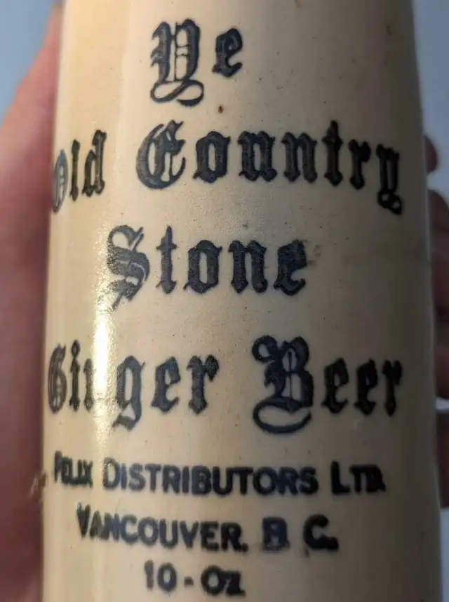 ANTIQUE 1900's YE OLD COUNTRY GINGER BEER (10 OZ.) BOTTLE - Photo 4