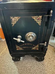 Safe Canadian diebold  wpg mb