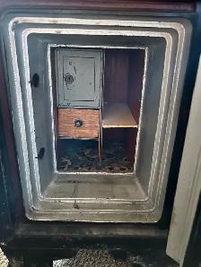 Safe Canadian diebold  wpg mb - Photo 4