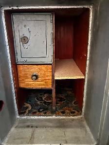 Safe Canadian diebold  wpg mb - Photo 6