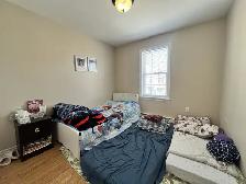 BEAUTIFUL, SPACIOUS 3 BED 2.5 BATH TOWNHOUSE | AVAILABLE JUNE - Photo 13