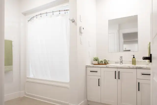 1Bed/1Bath, Available July 1st w/Balcony! 208-49 Forest Hill - Photo 9