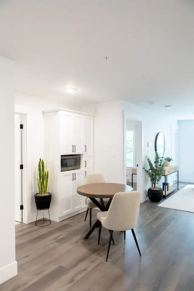 1Bed/1Bath, Available July 1st w/Balcony! 208-49 Forest Hill - Photo 10