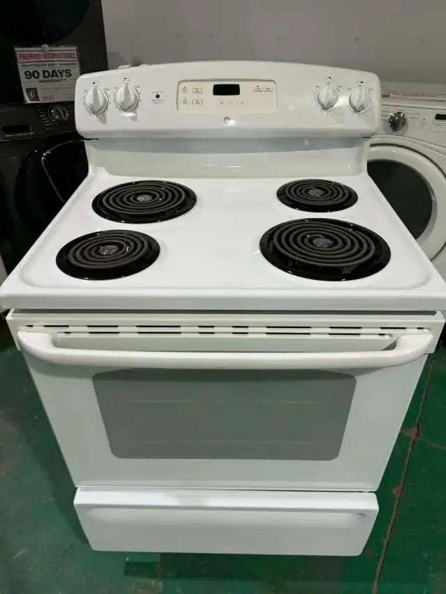 $425 Sale! GE Coil Top Stove Free Delivery