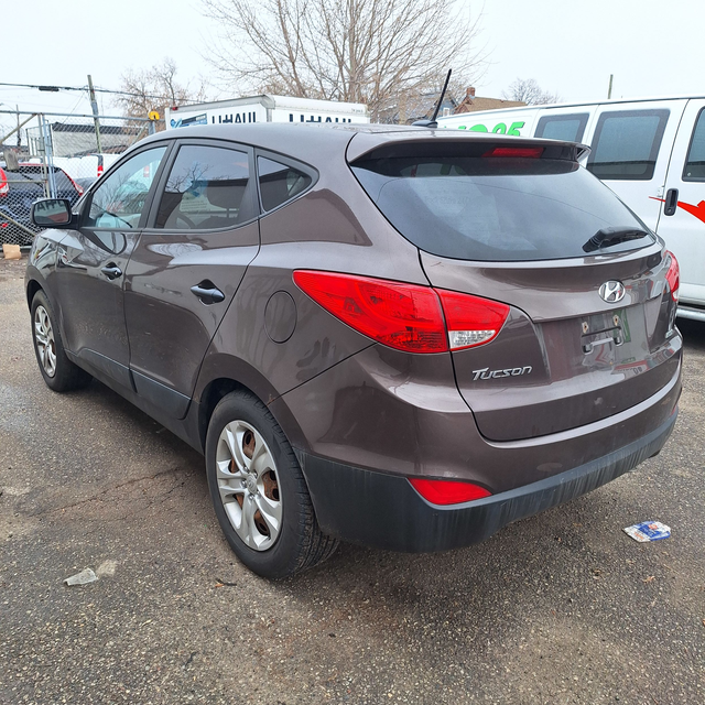 2014 Hyundai Tucson GL AWD, 2.0L 4cyl - Photo 7