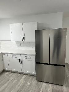 Renovated 3BR Upper-Level Home |Furnished | WiFi   Parking - Photo 2