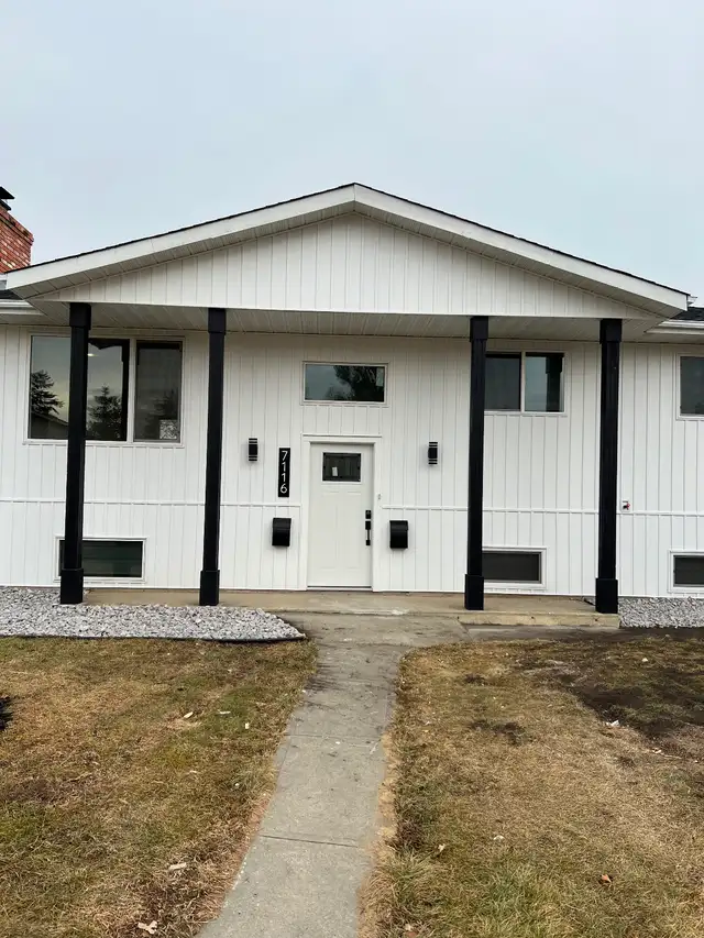 Renovated 3BR Upper-Level Home |Furnished | WiFi   Parking - Photo 13