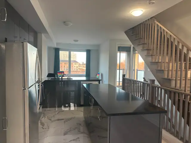 Private Room Rent in Brampton - Photo 7