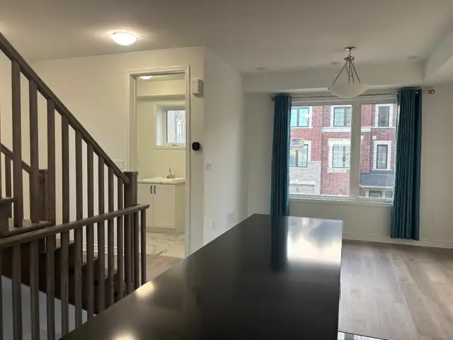 Private Room Rent in Brampton - Photo 8