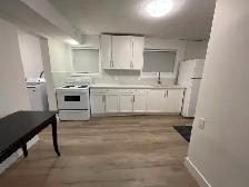 Private furnished room for rent near Braid Station bus 128, 155,