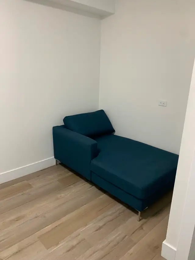 Private furnished room for rent near Braid Station bus 128, 155, - Photo 13