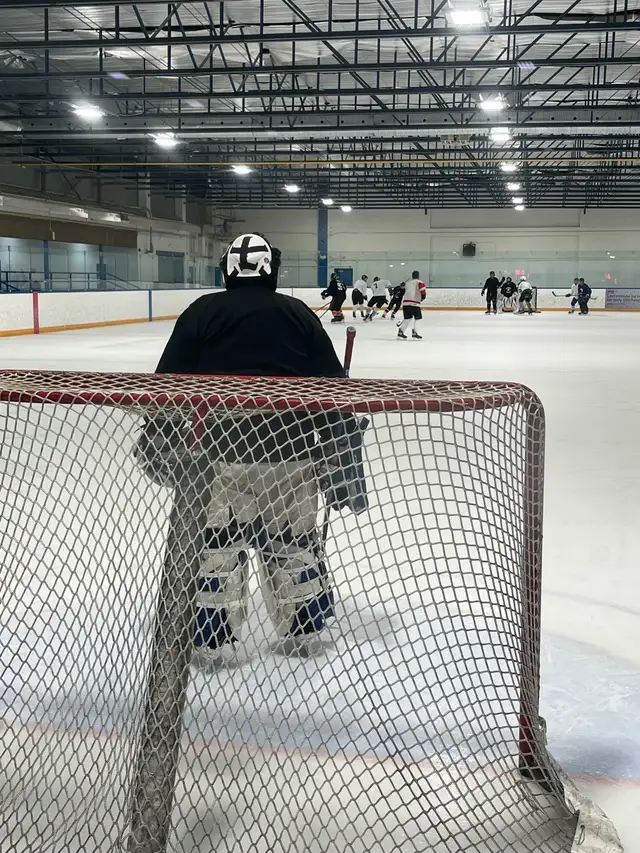 Casual Skaters. Beginner Level Hockey. Coed