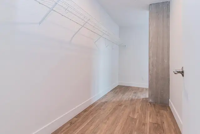 2 bed 2 bath apartment - Photo 9