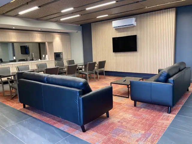 2 bedroom/2 bathroom/den, Shiraz Gardens 50  Community - Photo 16