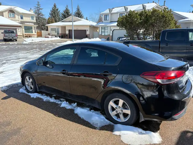 2017 KIA FORTE - Photo 3
