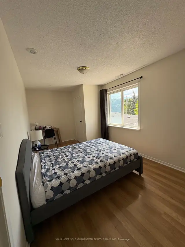 3 Bedroom Furnished Apartment for rent in Richmond Hill - Photo 3