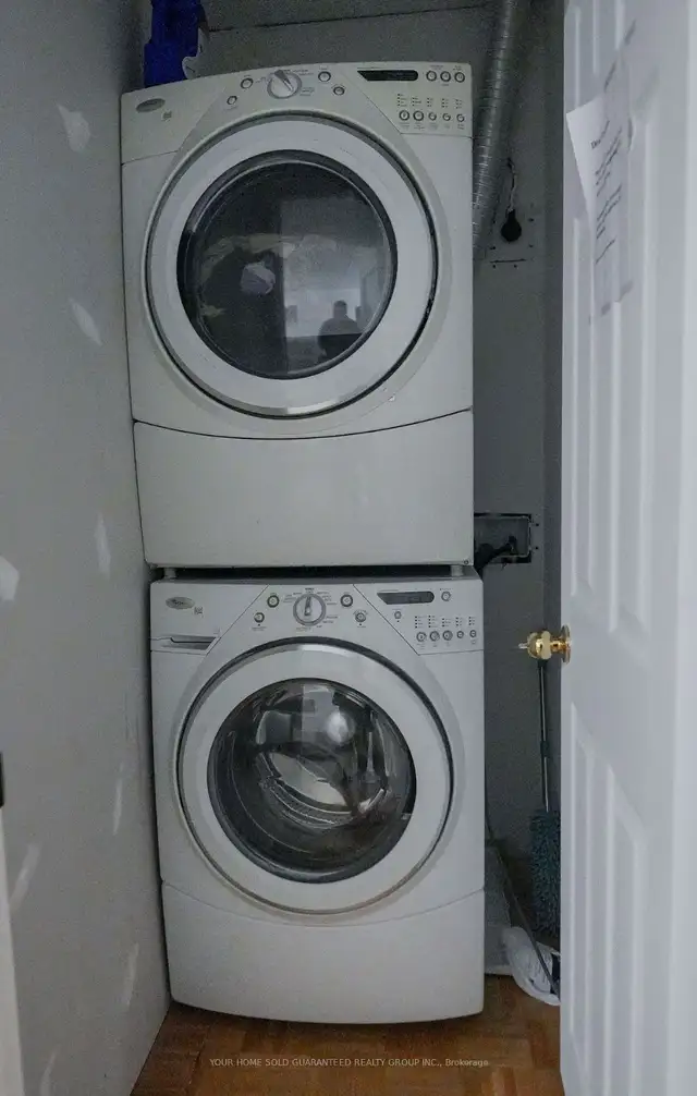 3 Bedroom Furnished Apartment for rent in Richmond Hill - Photo 7