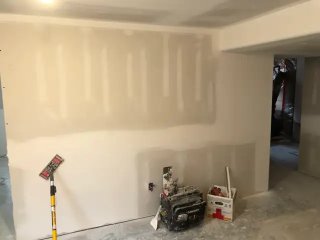 drywalling - Photo 2