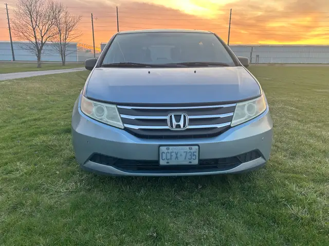 Honda Odyssey - Photo 4