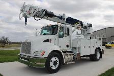 2017 Kenworth T370 Altec DC47-TR Digger Derrick - Photo 2