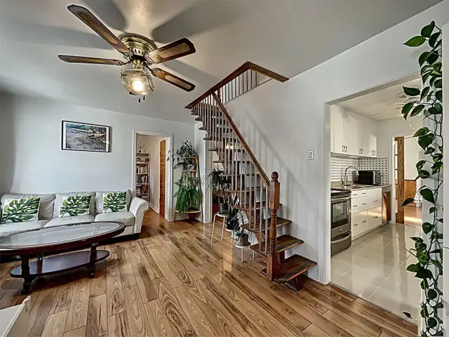 Maison 8 chambres 2 stationnements dans Mercier - Photo 2