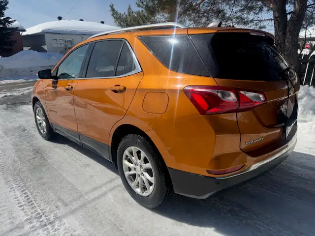 2018 Chevrolet Equinox LT - Photo 2