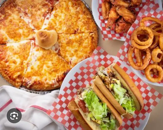 part time/ full time cook pizza and Canadian food