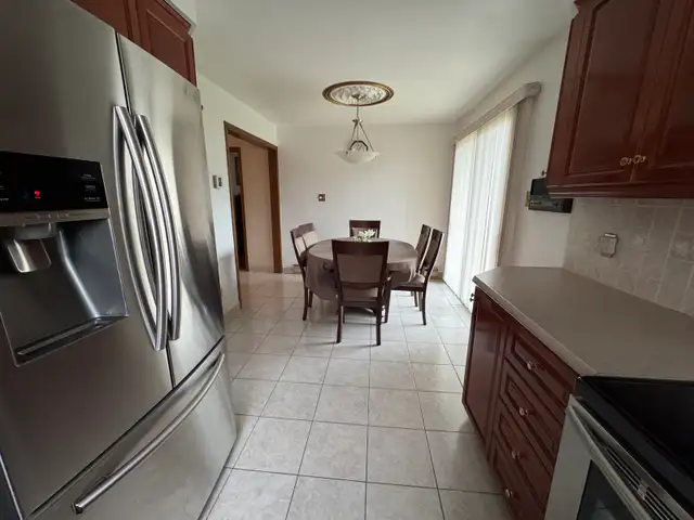 5 1/2 MAIN FLOOR DUPLEX - Photo 10