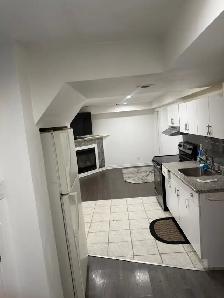 One bedroom Basement apartment for rent - Photo 3