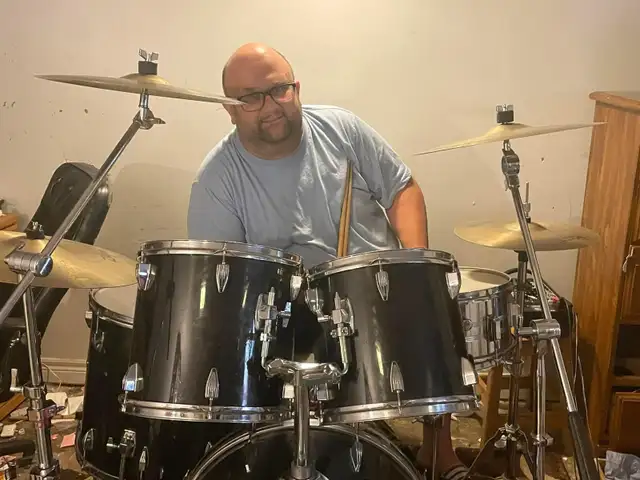 Versatile mature drummer