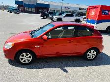2009 Hyundai Accent Sport ( VERY LOW KM ) - Photo 6
