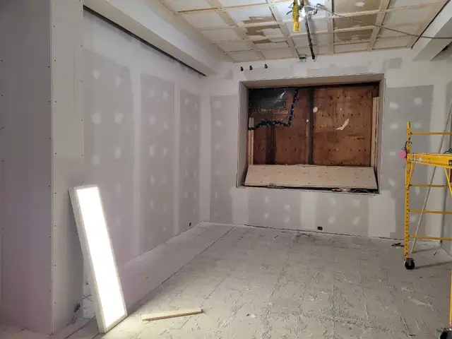 PLÂTRIER/TIREUR DE JOINTS