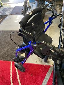 déambulateur Hugo très propre et excellent état - Photo 4