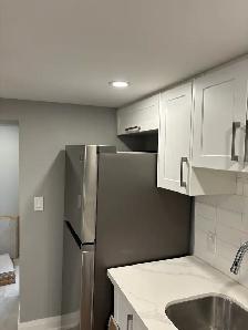 Bachelor in Long branch Etobicoke - Photo 4