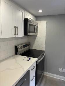 Bachelor in Long branch Etobicoke - Photo 9