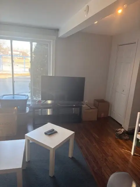 Logement 4 1/2 Vieux Varennes - Photo 7