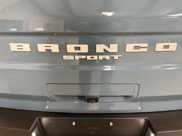 2022 Ford Bronco Sport Outer Limits / AWD / Heated Leather-Wheel - Photo 5